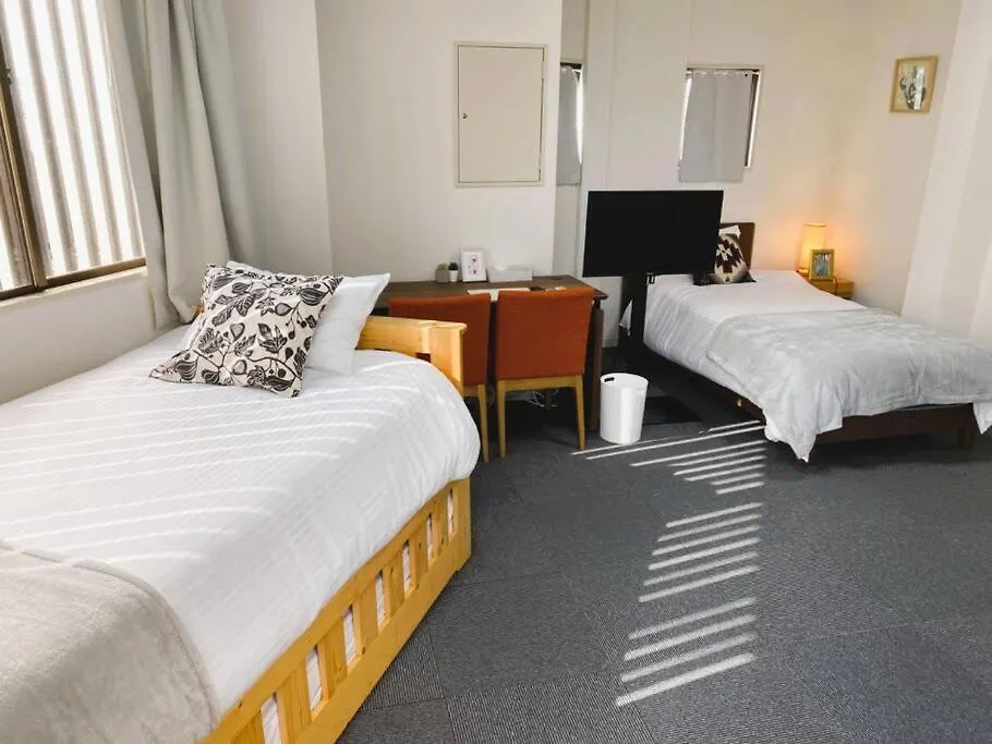 New! Near Kishisato St- 1 Building Rent -3 Rooms 8 People Osaka Apartment