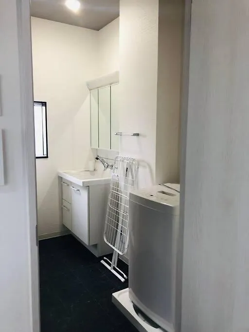New! Near Kishisato St- 1 Building Rent -3 Rooms 8 People Osaka Japan