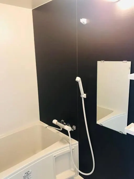 New! Near Kishisato St- 1 Building Rent -3 Rooms 8 People Osaka Apartment