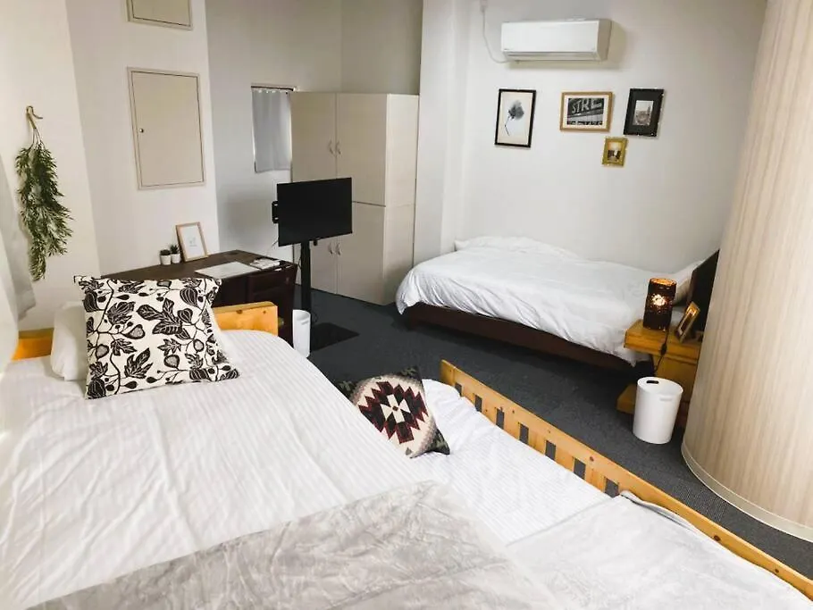 Apartment New! Near Kishisato St- 1 Building Rent -3 Rooms 8 People Osaka