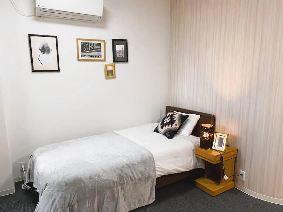 New! Near Kishisato St- 1 Building Rent -3 Rooms 8 People Osaka Apartment