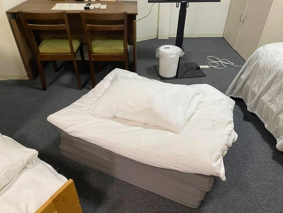 New! Near Kishisato St- 1 Building Rent -3 Rooms 8 People Osaka Apartment